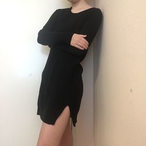 Vera Wang Women's Black Gold Speckled Long Oversized Crew Neck Knit Sweater